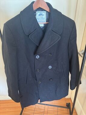 US Navy Issue DSCP Quarterdeck Collection Men's Double-Breasted Wool Peacoat